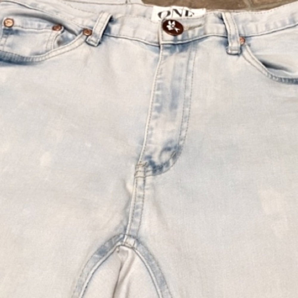 ❌SOLD❌- ONE TEASPOON Runaways Ultra Light Wash Skinny Leg Jeans - Size 24. - Picture 6 of 14